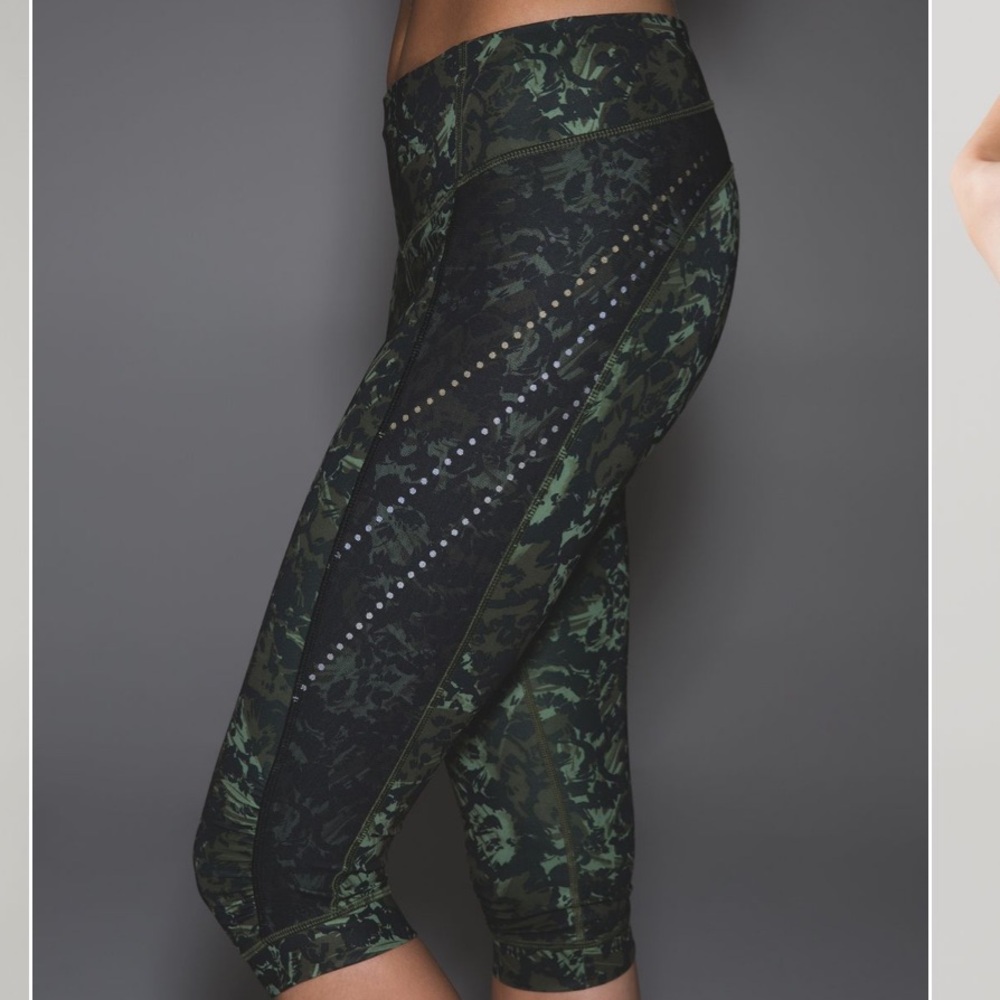 Lululemon Stop at Nothing Cropped Leggings